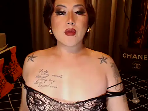YourMistressAggy online show from May 14, 7:15 am
