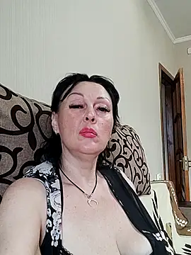 HelgaDennis online show from June 30, 4:41 pm