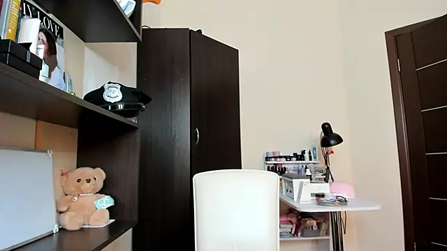 OhMyAlice online show from July 9, 5:06 pm