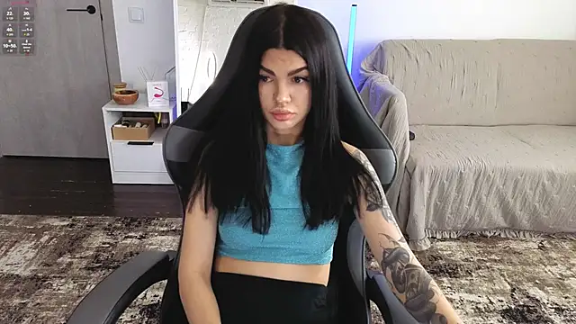 Snapshot of AnacondaOnn chatting on March 23, 6:50 am AnacondaOnn online show from March 23, 6:50 am