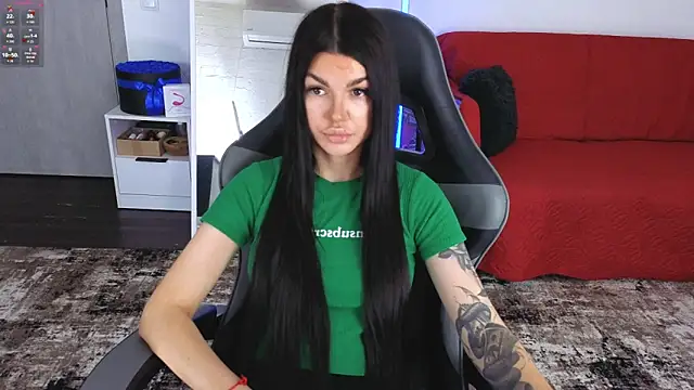 AnacondaOnn online show from June 6, 7:13 am