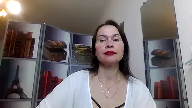Selena Moo online show from April 25, 8:39 am
