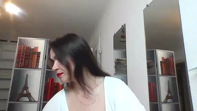 Selena Moo online show from June 14, 8:49 am