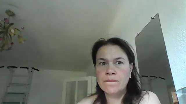 Selena Moo online show from July 17, 5:14 am