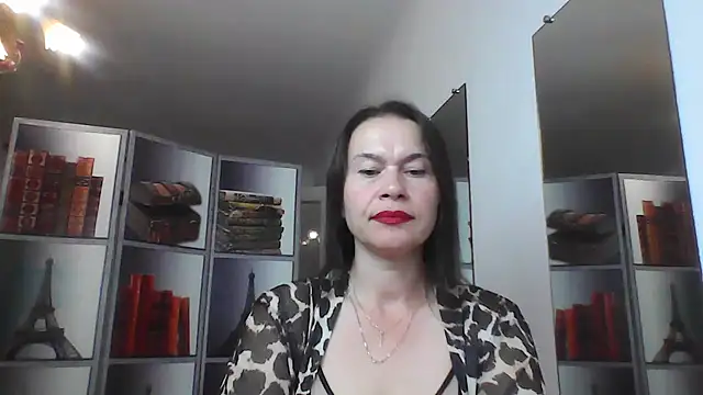 Selena Moo online show from July 22, 8:28 am