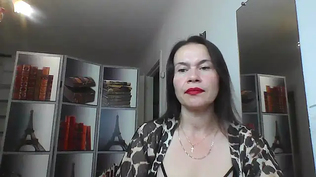 Selena Moo online show from July 25, 8:12 am