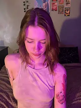 VelvetBlossom online show from April 3, 12:03 pm