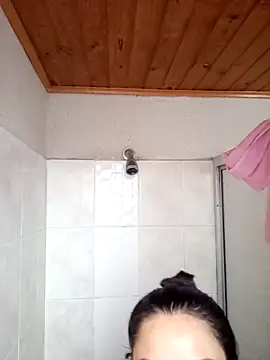 miaboom online show from March 23, 2:10 pm