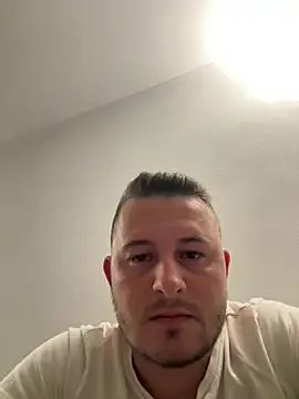 Snapshot of katalyn1996 chatting on March 24, 7:41 pm katalyn1996 online show from March 24, 7:41 pm