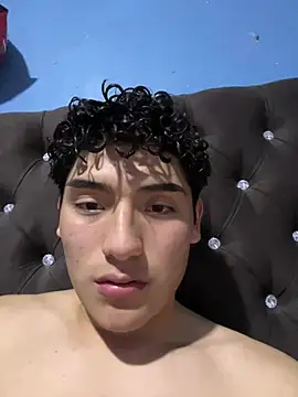 Piero 1369 online show from July 14, 1:52 am