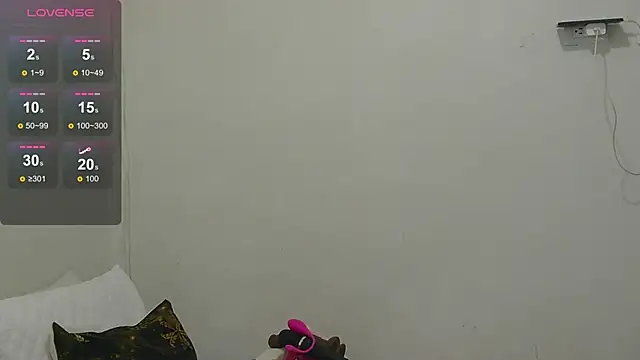 zyra vex online show from June 16, 9:50 pm
