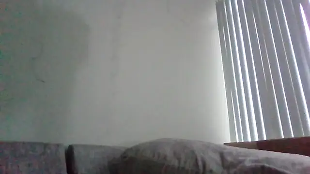 Snapshot of alejandro69420 chatting on April 17, 4:21 pm alejandro69420 online show from April 17, 4:21 pm