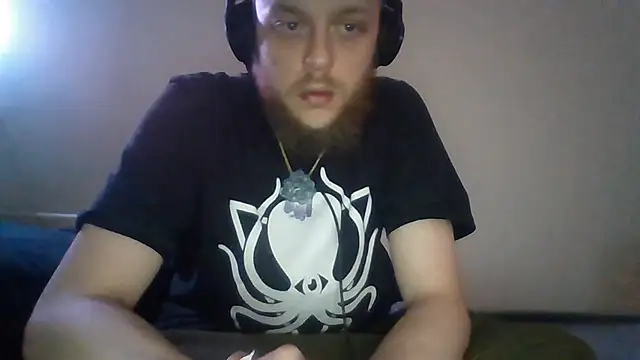Snapshot of alejandro69420 chatting on May 25, 10:32 am alejandro69420 online show from May 25, 10:32 am