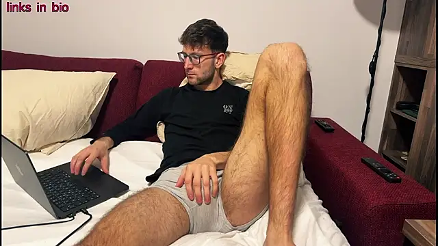 SoloUno0 online show from March 21, 6:55 pm