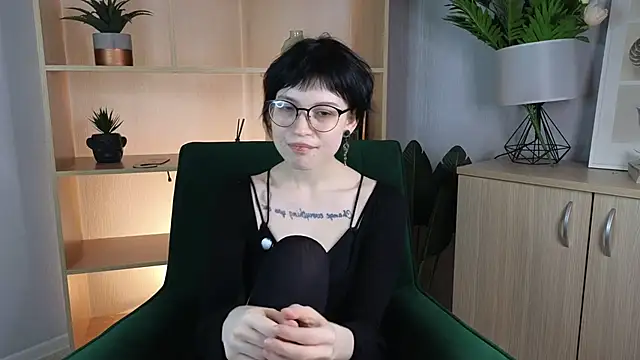 RubieNibbs online show from March 22, 12:41 pm