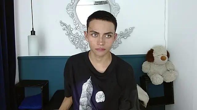 romeo laurient online show from June 20, 8:44 pm
