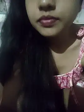 Snapshot of ALIZA_FENDY chatting on June 20, 6:33 pm ALIZA FENDY online show from June 20, 6:33 pm
