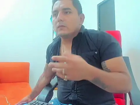 Snapshot of danisttar chatting on March 23, 6:12 pm danisttar online show from March 23, 6:12 pm