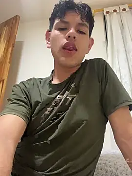 Snapshot of juanma759 chatting on July 20, 4:16 am juanma759 online show from July 20, 4:16 am