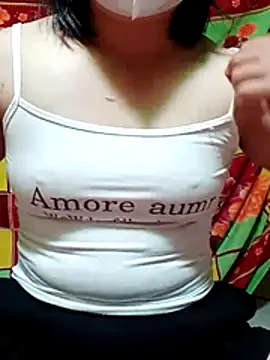 Snapshot of Dumi_009 chatting on March 22, 1:58 pm Dumi 009 online show from March 22, 1:58 pm