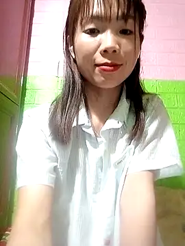 AmyLinee01 online show from May 9, 6:02 pm