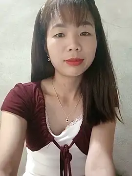 AmyLinee01 online show from June 11, 6:33 am