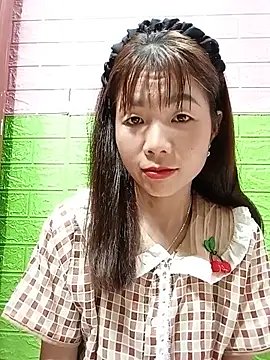 AmyLinee01 online show from June 18, 11:58 am