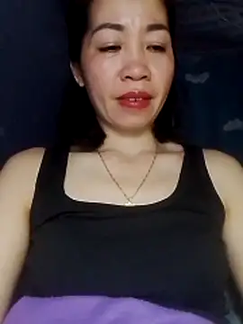 Snapshot of -Lunou- chatting on March 22, 11:24 am -Lunou- online show from March 22, 11:24 am