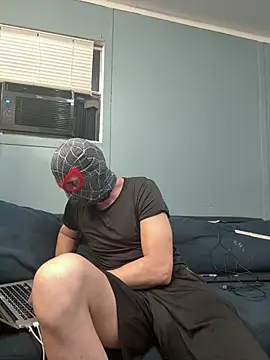 Snapshot of BWCloverboyy chatting on March 22, 7:56 am BWCloverboyy online show from March 22, 7:56 am