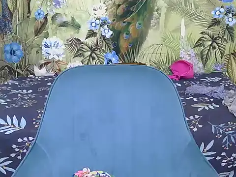 hoty-pinka online show from July 5, 10:28 pm