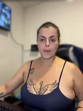 MiaHotboobs online show from May 31, 5:26 am