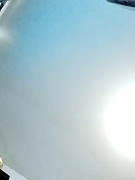 Snapshot of sexymomsn chatting on March 24, 7:19 pm sexymomsn online show from March 24, 7:19 pm