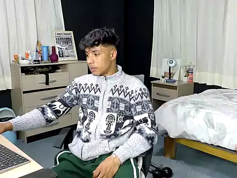 darkritual777 online show from April 10, 12:05 am