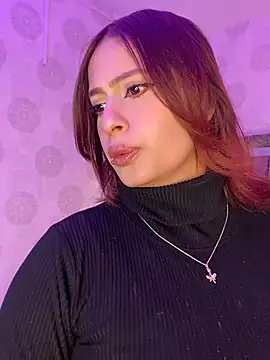 steffmontespink18 online show from July 24, 1:31 pm
