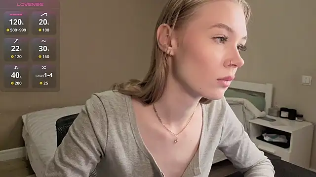 Sellina moon online show from April 22, 2:14 am
