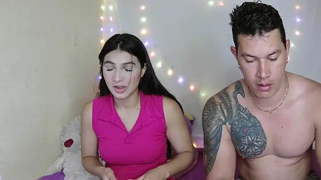 Snapshot of Eternal_Fuego chatting on March 25, 6:58 pm Eternal Fuego online show from March 25, 6:58 pm