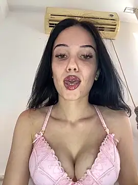 icedrosemarye online show from June 18, 1:59 pm