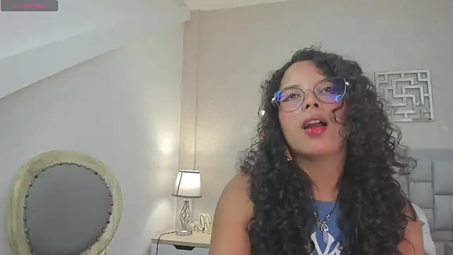 my princess  lily online show from March 28, 10:42 pm