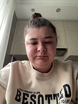 curly elise online show from March 25, 6:41 am