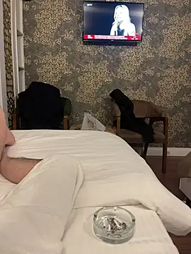 bigysugar online show from April 25, 8:39 pm