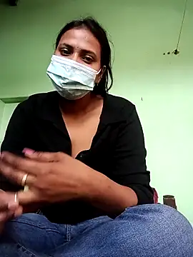 Snapshot of Diyagupta26 chatting on April 4, 6:55 am Diyagupta26 online show from April 4, 6:55 am