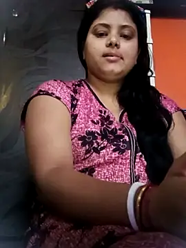 itz-soniya67 online show from March 24, 12:10 pm