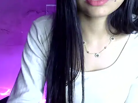 Snapshot of mahi_thakur0 chatting on April 3, 6:17 pm mahi thakur0 online show from April 3, 6:17 pm