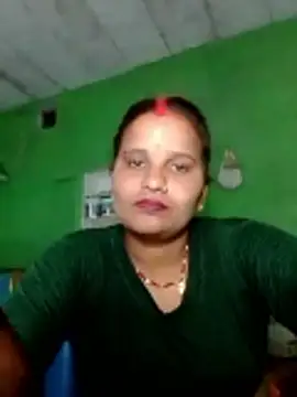Shivani09900 online show from June 10, 7:35 pm