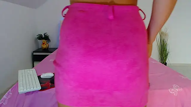 sexxydeea online show from August 6, 7:54 am