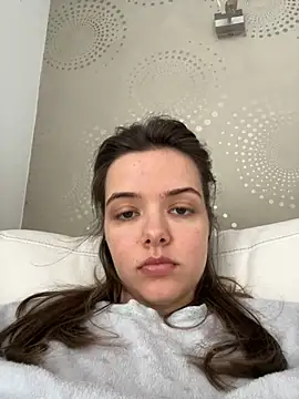 Snapshot of AForbiddenFlower chatting on April 15, 6:09 am AForbiddenFlower online show from April 15, 6:09 am