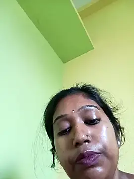 bannerjeesneha20 online show from April 22, 2:03 am
