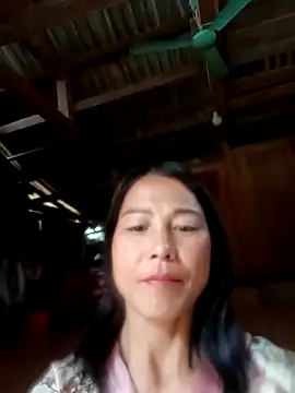 Snapshot of -Numin- chatting on March 26, 4:40 am -Numin- online show from March 26, 4:40 am