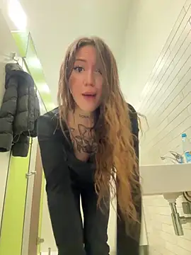 SaintSquirt online show from May 27, 9:39 am