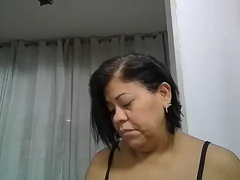 Veronica missbigg online show from June 5, 8:09 am